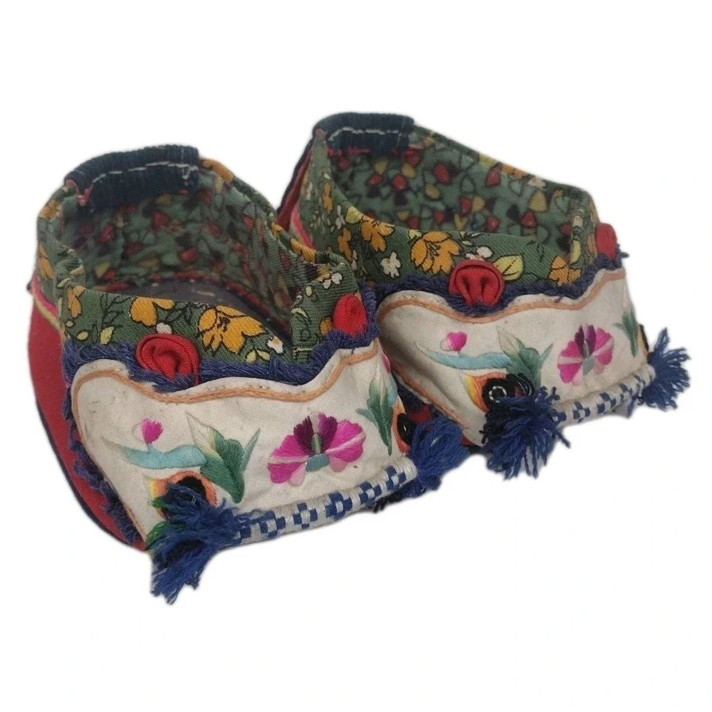 Rare 19th Century Chinese Childs Hand Embroidered Shoes Floral Animal Eyes